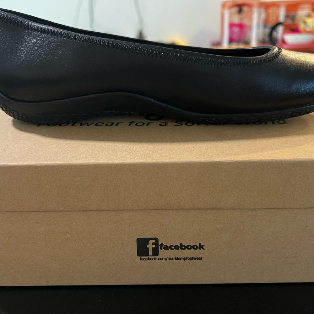 Walking Cradles Black Leather Shoes